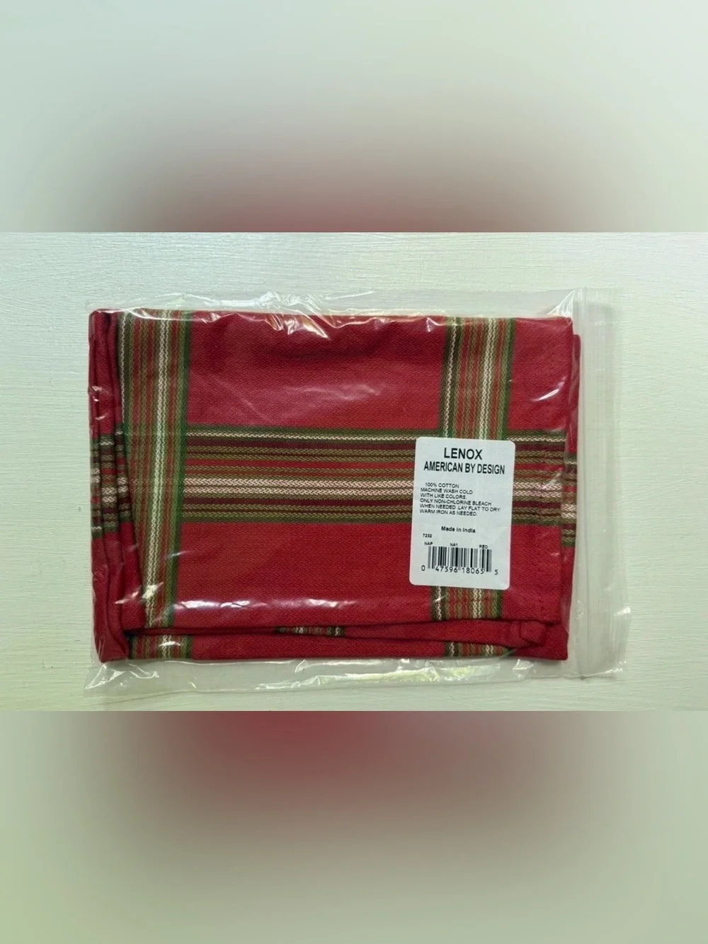 LENOX Holiday Gatherings Red Plaid Set Of (6) DINNER NAPKINS 19” Christmas Decor